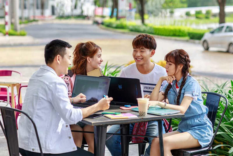 Học trực tuyến